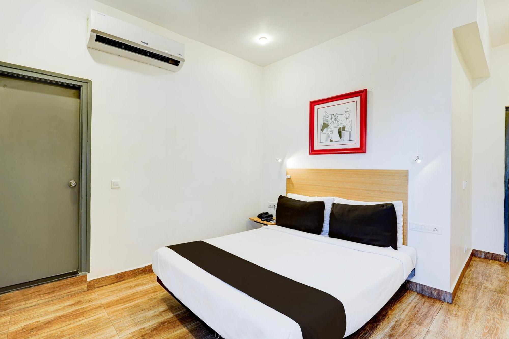 Super Townhouse Tirupati Hotel Kültér fotó